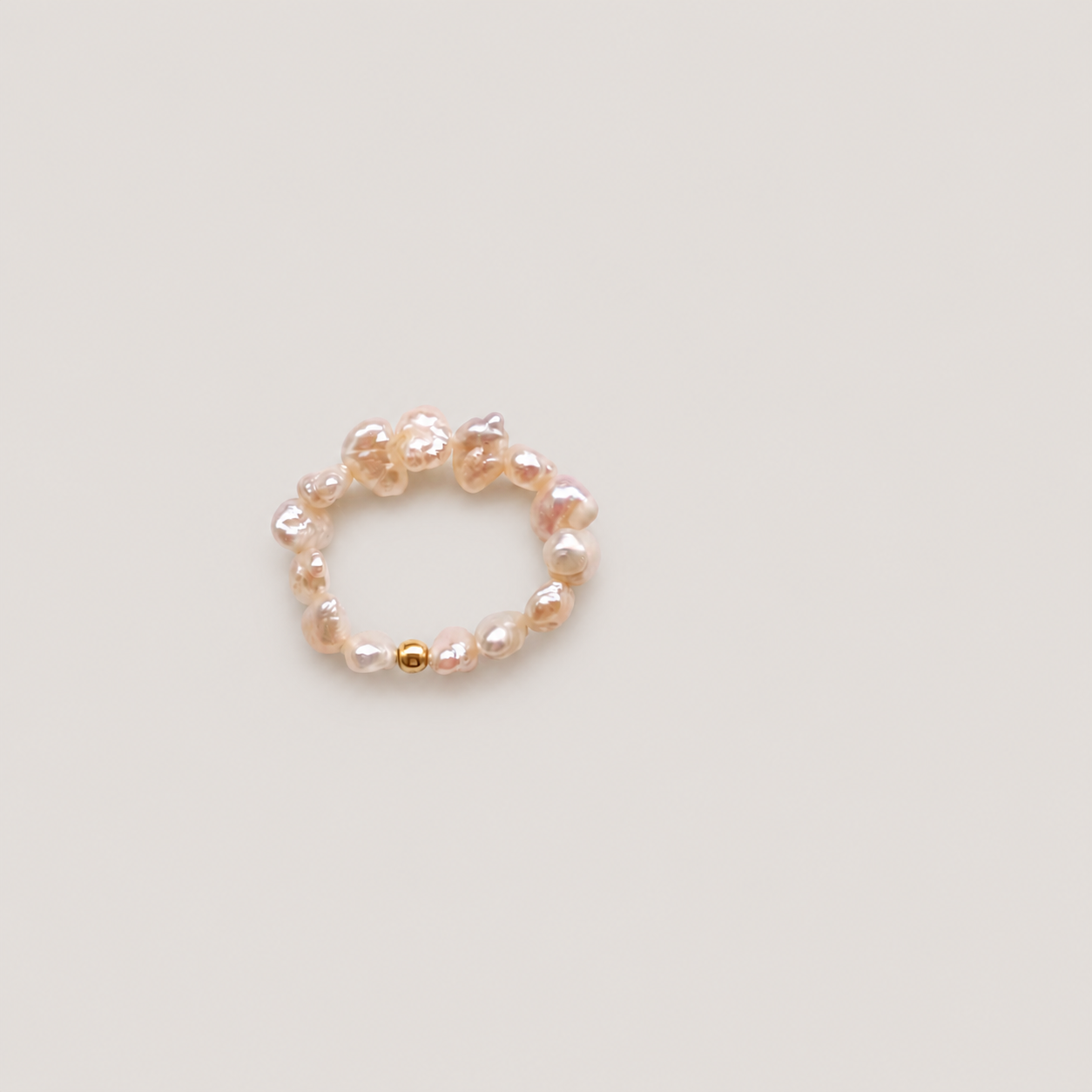 BARE BEAUTY – Bild 1